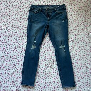 Women's Distressed Jeans